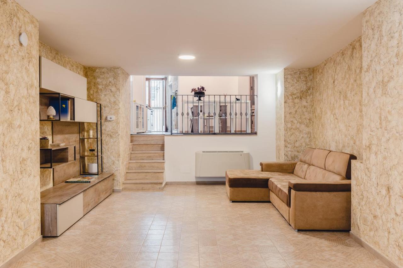 Convivo Apartment Palazzo Galateo - Private Rooftop Terrace Lecce Dış mekan fotoğraf