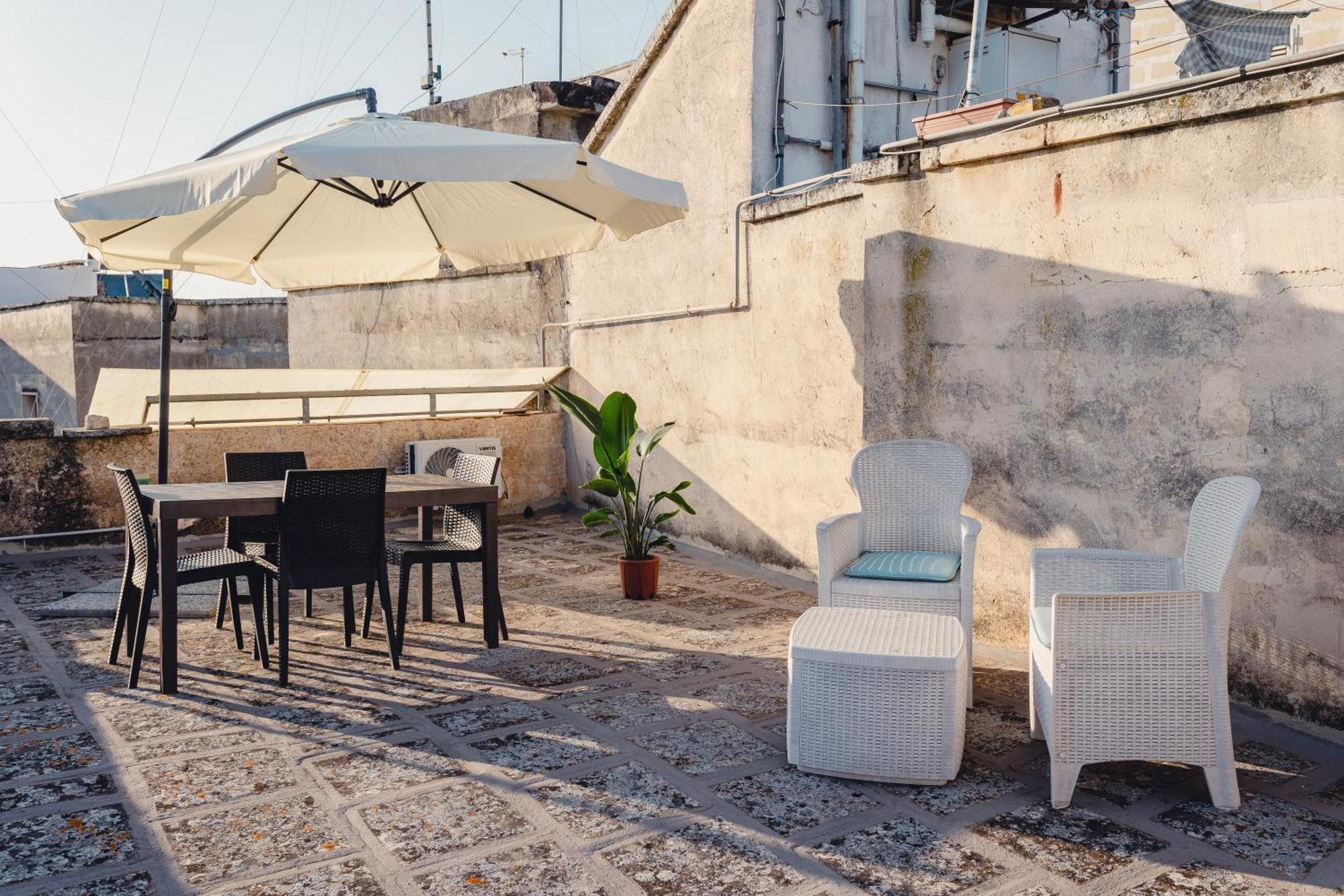 Convivo Apartment Palazzo Galateo - Private Rooftop Terrace Lecce Dış mekan fotoğraf